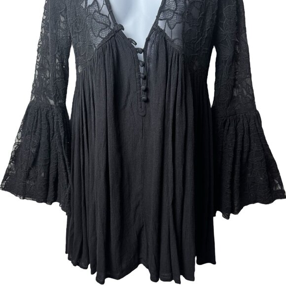 Free People Black Floral Embroidered Bell Sleeve Tunic Whimsigoth Ethereal XS - Picture 4 of 11